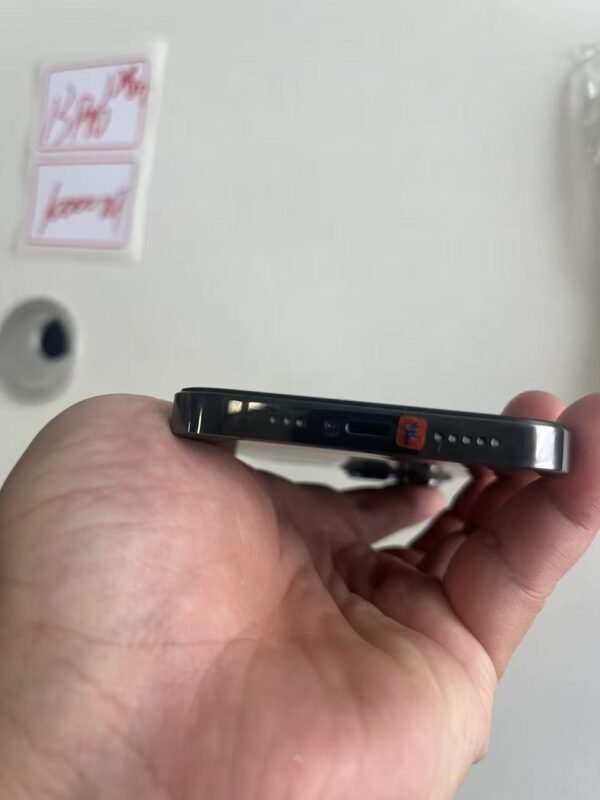 LLSM-13PRO-128-BLACK-image-05 Apple iPhone 13 Pro 128G 黑色