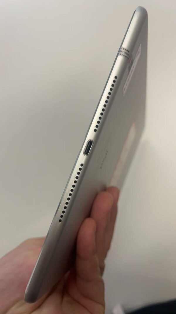 LLSM-IPAD-AIR2-image-05 Apple iPad Air 2 64G 银色 二手 iPad
