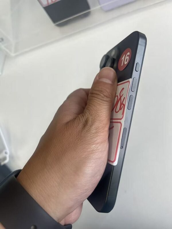 16號 Apple iPhone 16 Pro 128G 黑色 / HP bekas Taiwan / Điện thoại cũ / 二手手機