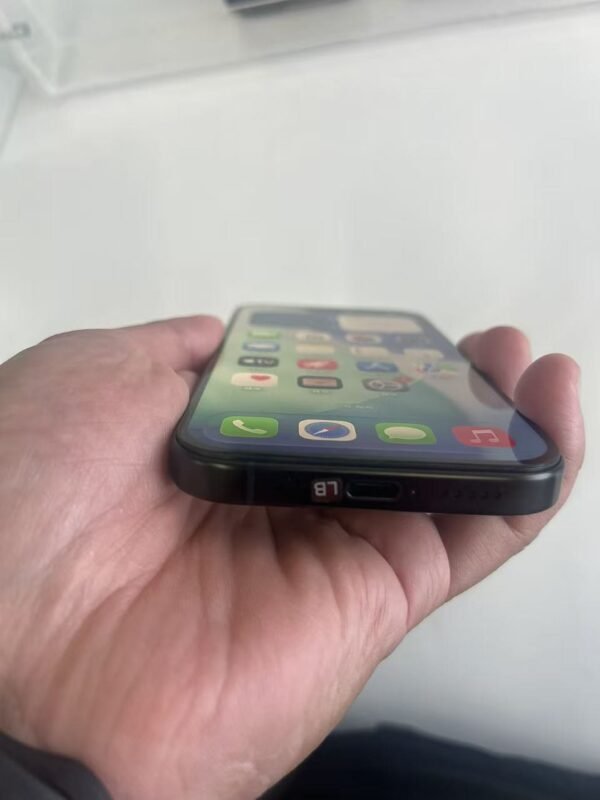 16號 Apple iPhone 16 Pro 128G 黑色 / HP bekas Taiwan / Điện thoại cũ / 二手手機