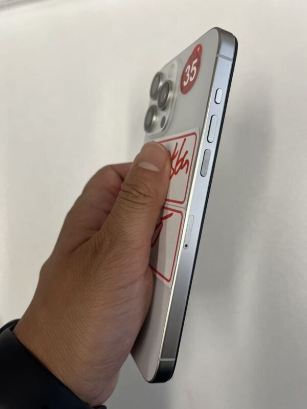35號 Apple iPhone 15 Pro Max 256G 白色 / HP bekas Taiwan / Dien thoai cu / 二手手機