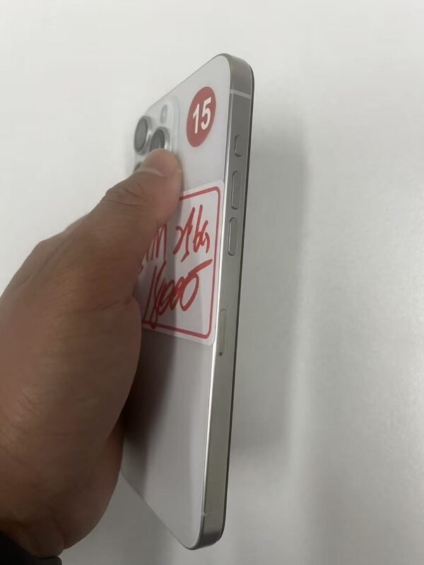 15號 Apple iPhone 15 Pro Max 256G 白色 實拍照片 2